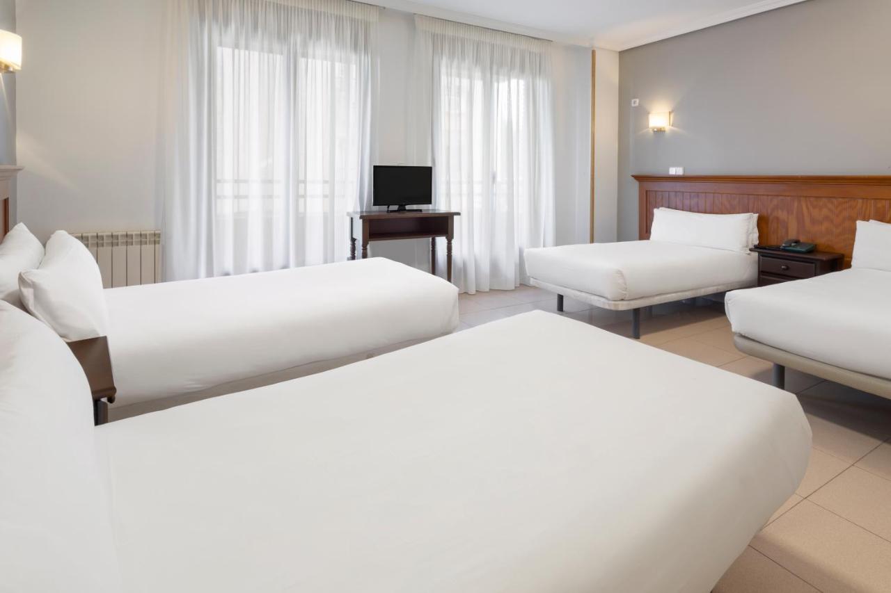Hotel Victoria مْبلديمورو المظهر الخارجي الصورة