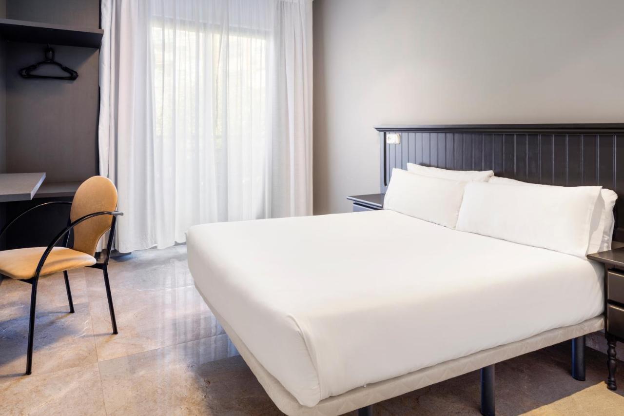 Hotel Victoria مْبلديمورو المظهر الخارجي الصورة