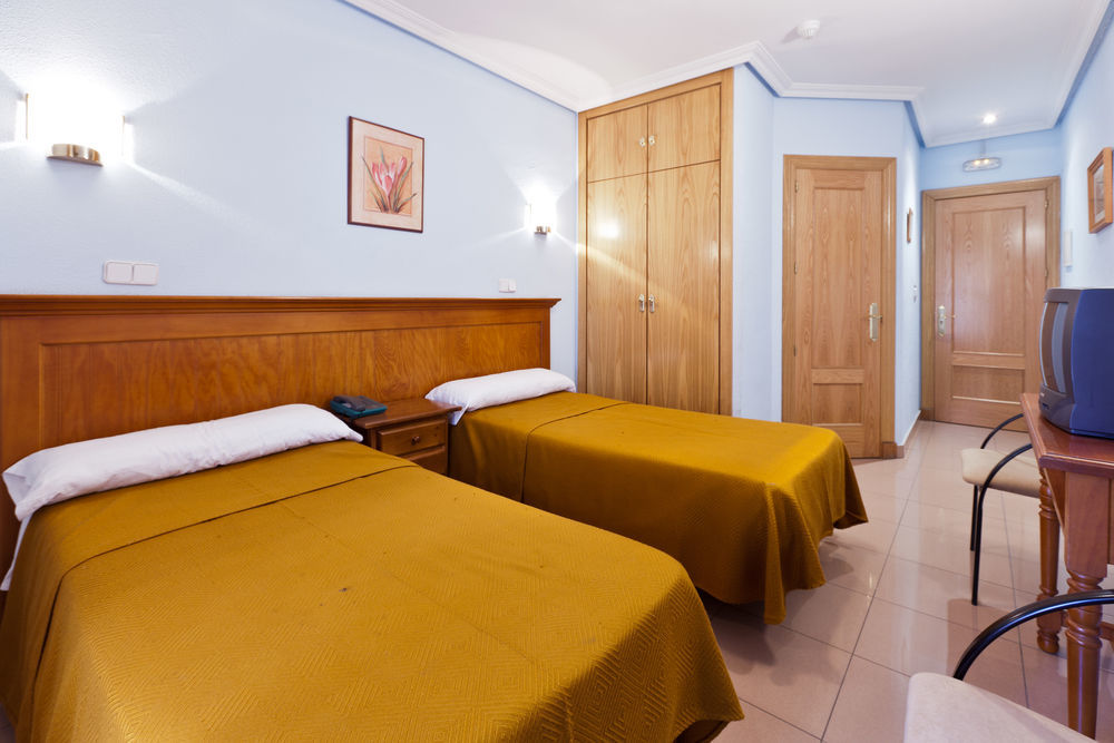 Hotel Victoria مْبلديمورو المظهر الخارجي الصورة